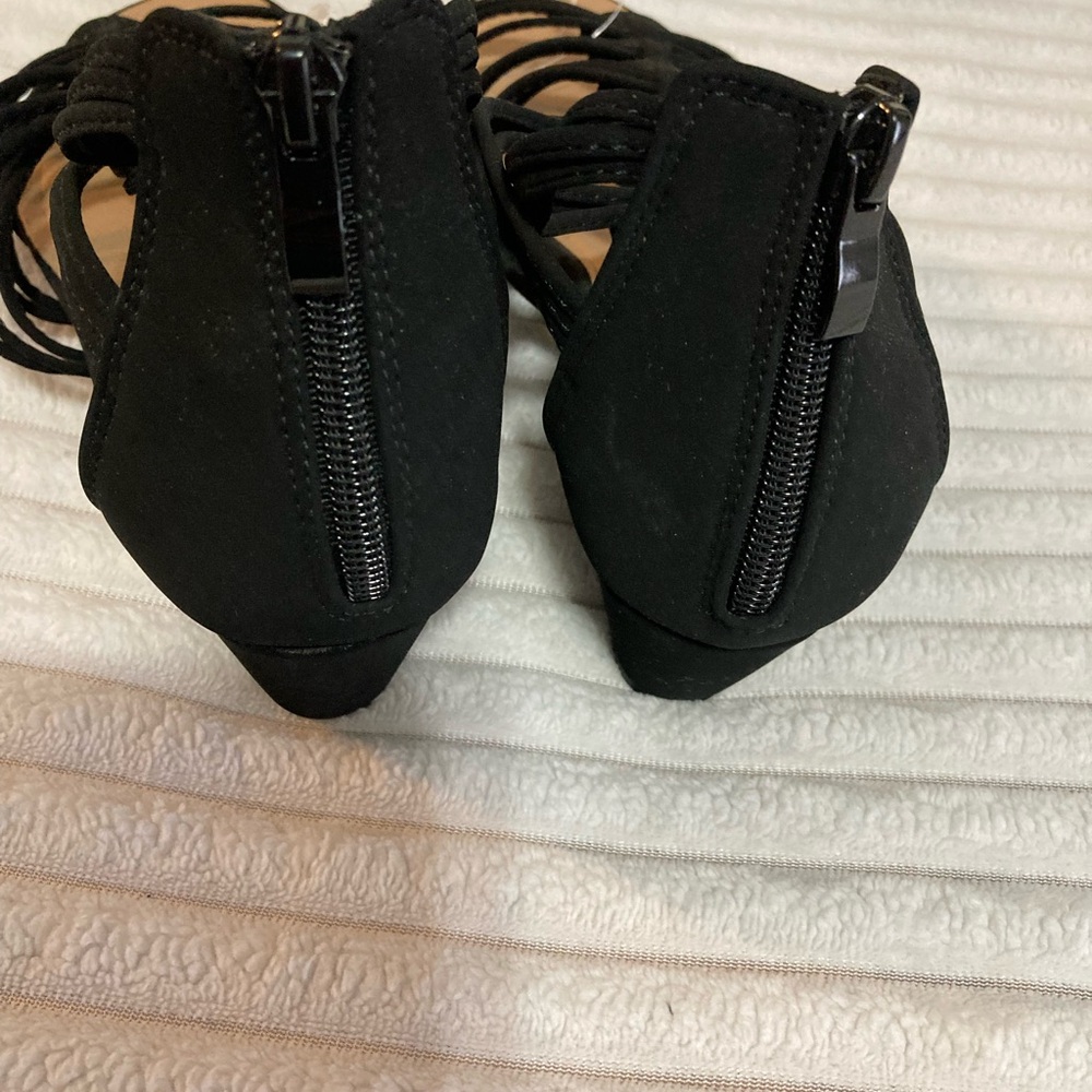 NWOTS Ladies Dress Sandals - Picture 6 of 13